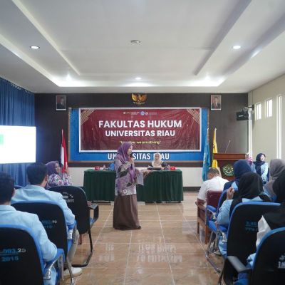 Tingkatkan Kualitas Mahasiswa, FH UNRI Gandeng Universitas Rokania dalam Workshop dan Kerja Sama Formal