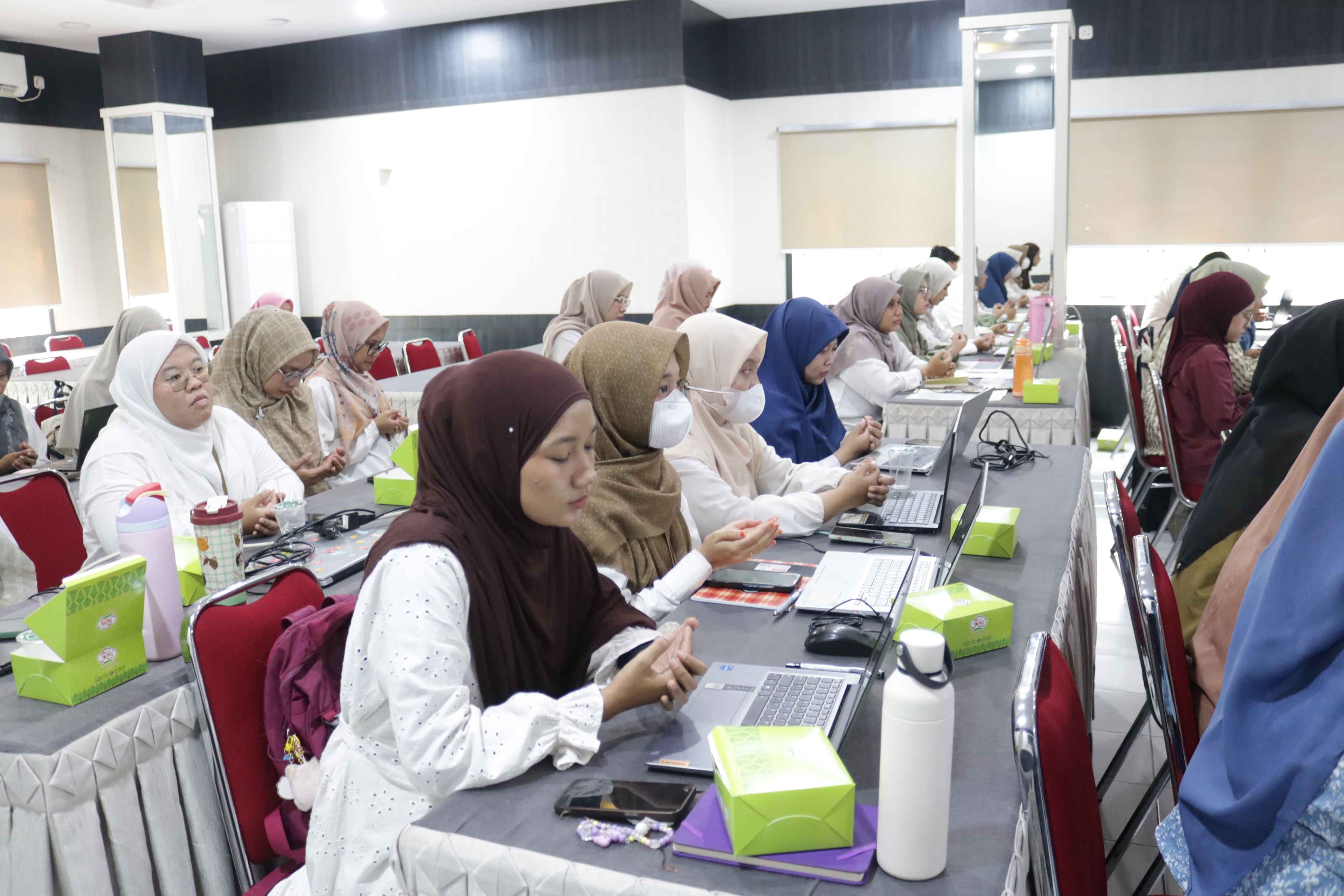 Pelatihan Peningkatan Keterampilan Dasar Teknik Instruksional PEKERTI Tahap I