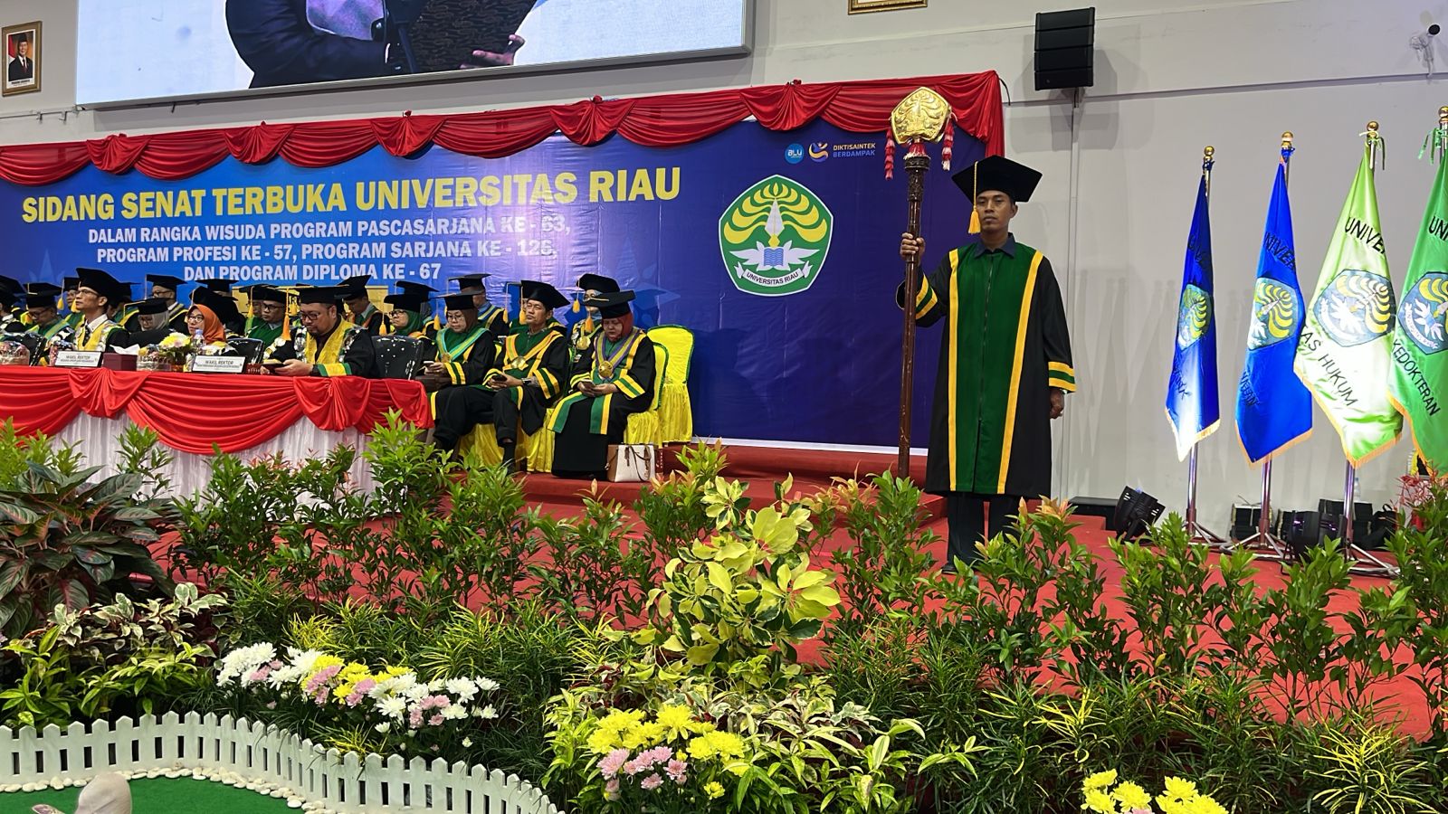 Prodi Administrsai Bisnis Sumbangkan 21 lulusan  pada Wisuda Periode Mei Tahun 2026
